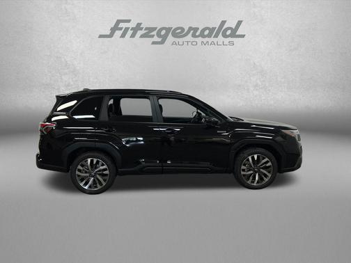 Crystal Black Silica 2026 Subaru Forester Hybrid Touring