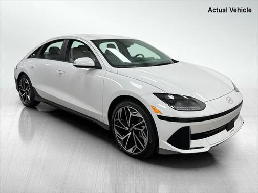 2025 Hyundai IONIQ 6 SEL