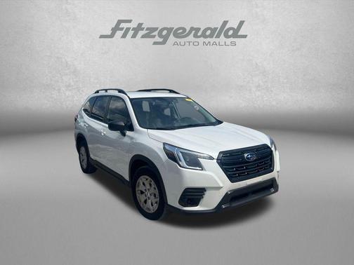 Crystal White Pearl 2023 Subaru Forester Base
