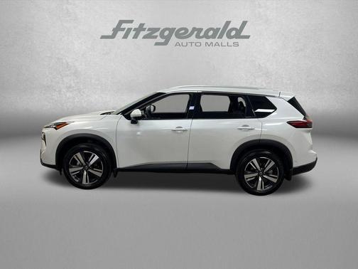 Everest White Pearl 2025 Nissan Rogue SL