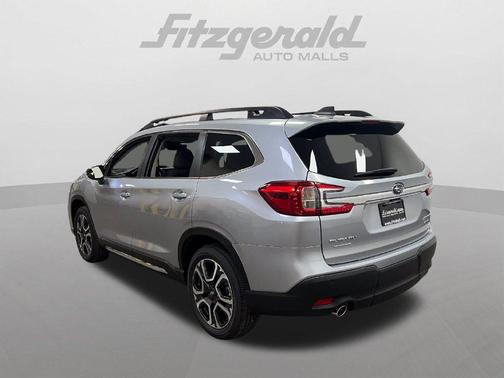 Ice Silver Metallic 2026 Subaru Ascent Limited 7-Passenger