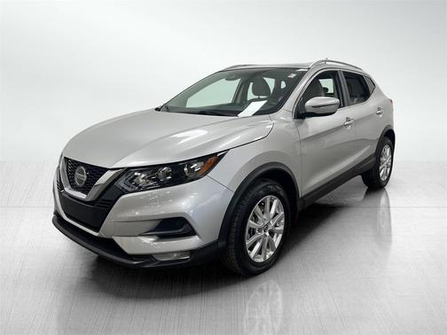2021 Nissan Rogue Sport SV