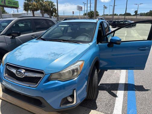 Hyper Blue 2016 Subaru Crosstrek 2.0i Limited