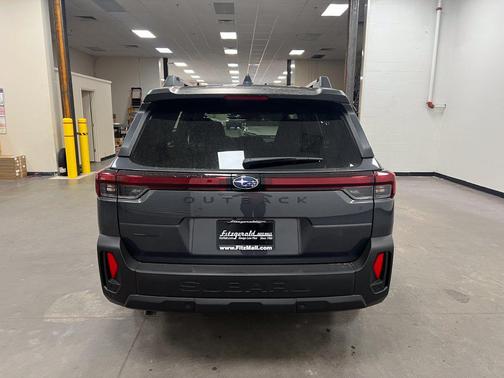 Magnetite Gray Metallic 2026 Subaru Outback Premium