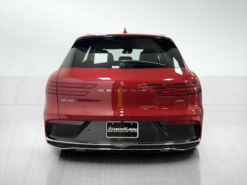 2026 Genesis GV70 2.5T Select