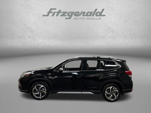 Crystal Black Silica 2023 Subaru Forester Touring