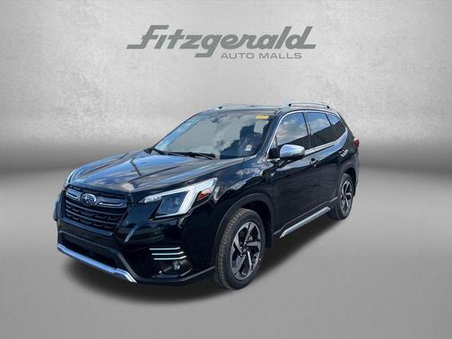 Crystal Black Silica 2023 Subaru Forester Touring