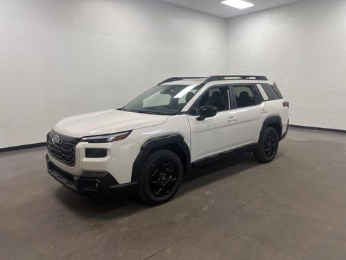 Crystal White Pearl 2026 Subaru Outback Limited