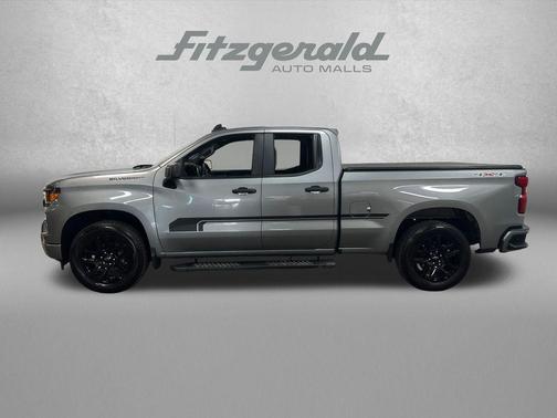 Sterling Gray Metallic 2023 Chevrolet Silverado 1500 Custom