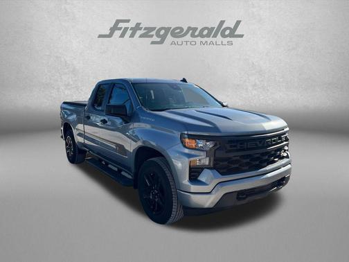 Sterling Gray Metallic 2023 Chevrolet Silverado 1500 Custom