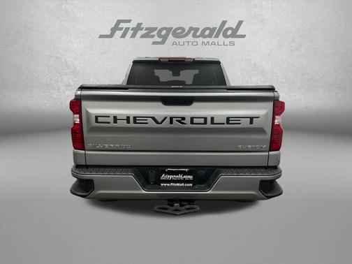 Sterling Gray Metallic 2023 Chevrolet Silverado 1500 Custom