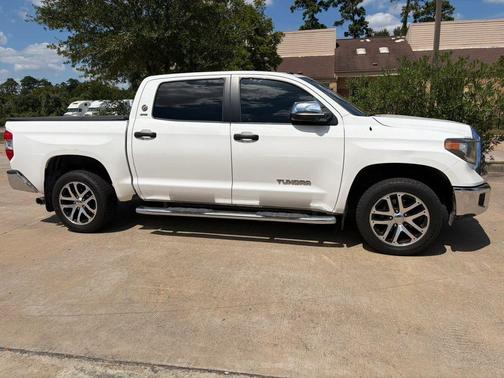 2018 Toyota Tundra SR5