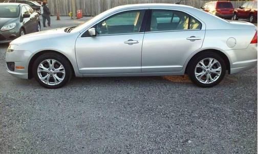 2012 Ford Fusion SE