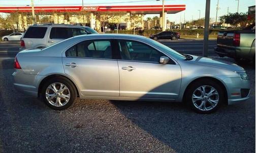 2012 Ford Fusion SE