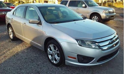 2012 Ford Fusion SE