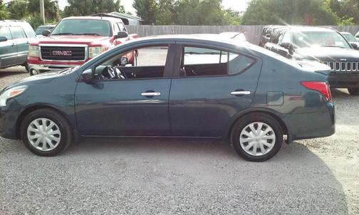 2017 Nissan Versa 1.6 SV