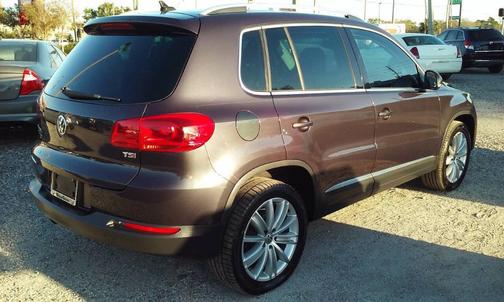 2016 Volkswagen Tiguan SE