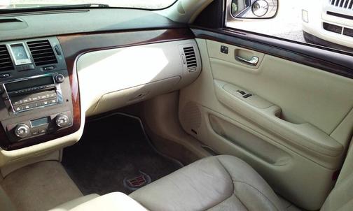 2009 Cadillac DTS Premium
