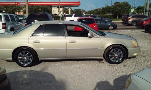 2009 Cadillac DTS Premium