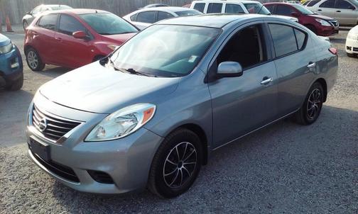 2014 Nissan Versa 1.6 SV