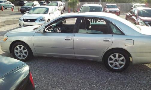 2001 Toyota Avalon XLS