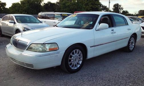 2007 Lincoln Town Car Signature