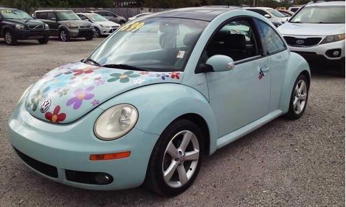 Blue 2010 Volkswagen New Beetle Base