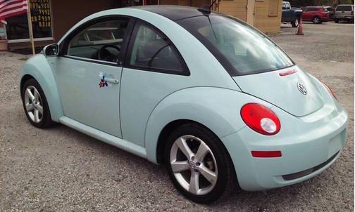 Blue 2010 Volkswagen New Beetle Base