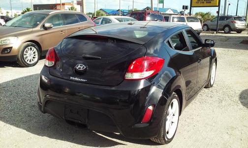Ultra Black 2012 Hyundai Veloster Base