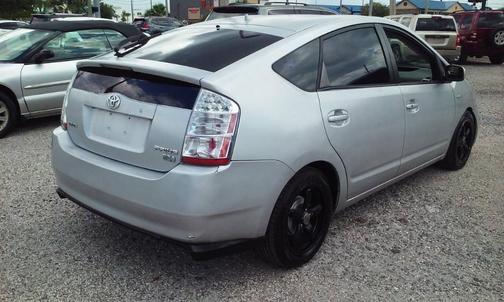 Gray 2007 Toyota Prius Touring