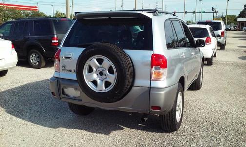2001 Toyota RAV4 Base