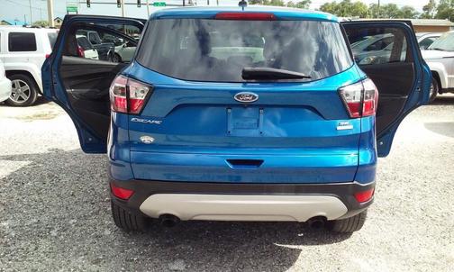 Blue 2017 Ford Escape SE