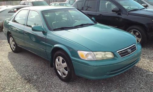2000 Toyota Camry LE