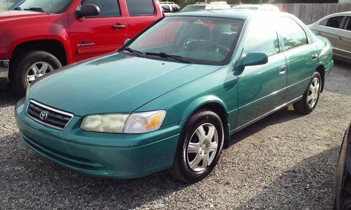 2000 Toyota Camry LE
