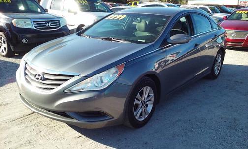 2011 Hyundai SONATA GLS
