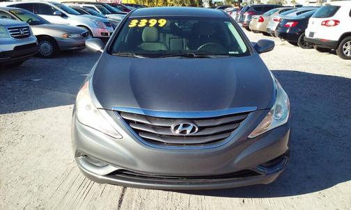 2011 Hyundai SONATA GLS