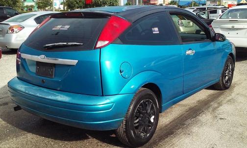 Blue 2007 Ford Focus ZX3 SE