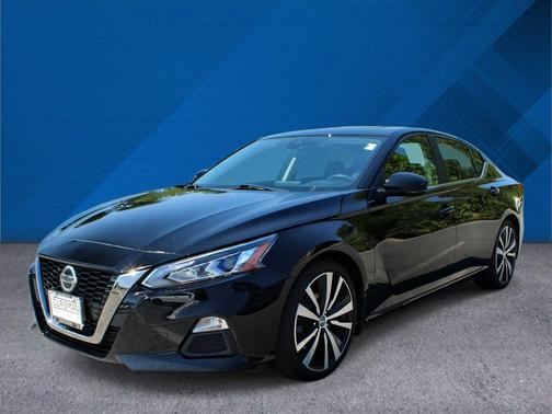 Super Black 2020 Nissan Altima SR VC-Turbo FWD
