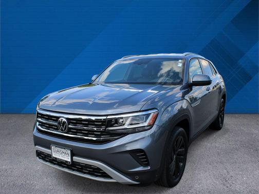 Gray 2022 Volkswagen Atlas Cross Sport 3.6L V6 SE w/Technology