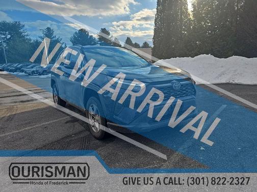 2025 Toyota RAV4 XLE