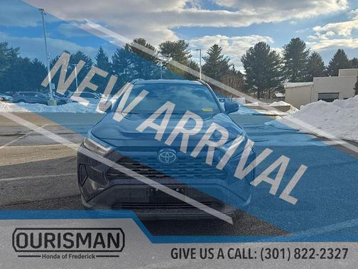 2025 Toyota RAV4 XLE