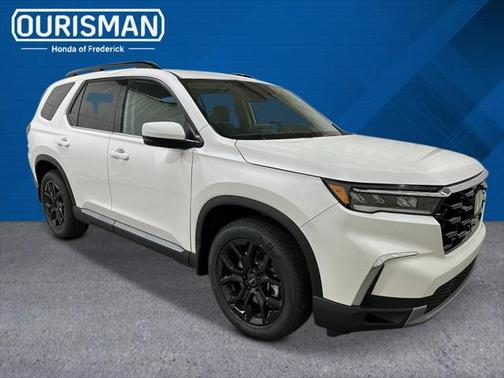 2025 Honda Pilot Touring 8-Passenger