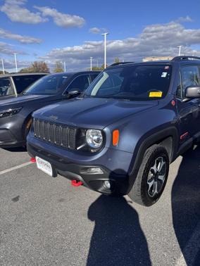 2020 Jeep Renegade Trailhawk