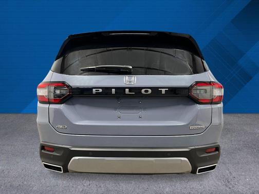 2026 Honda Pilot Touring 8-Passenger