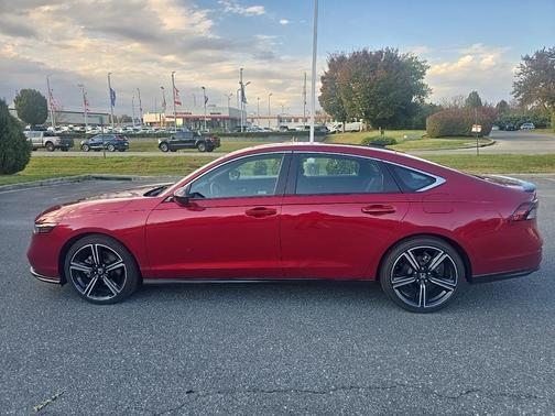 2024 Honda Accord Hybrid Base