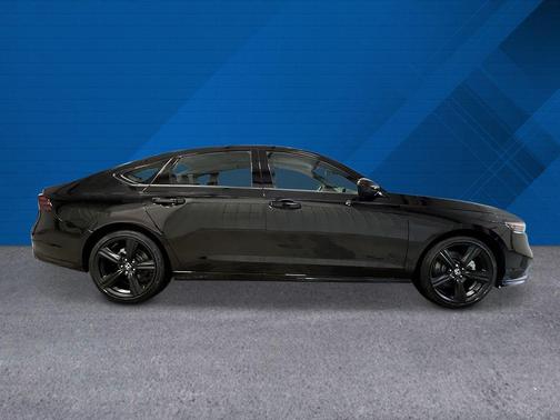 Crystal Black Pearl 2026 Honda Accord Hybrid Sport-L