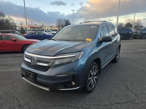 2021 Honda Pilot Touring 8-Passenger