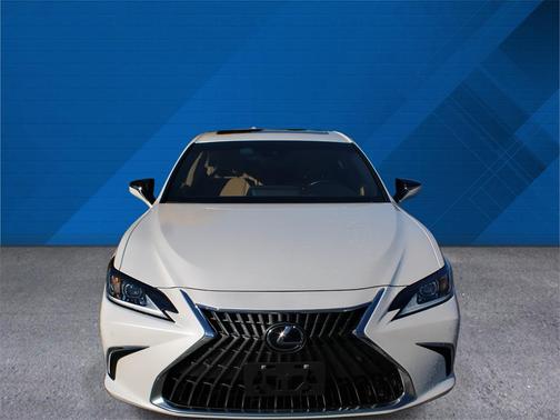 2024 Lexus ES 300h Base