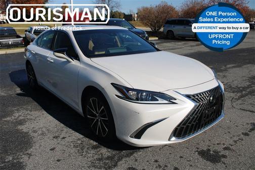 2024 Lexus ES 300h Base