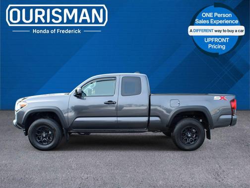 2022 Toyota Tacoma SR